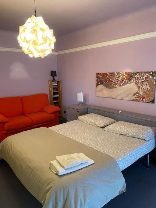 Appartamento Rainbow House Intra Esterno foto