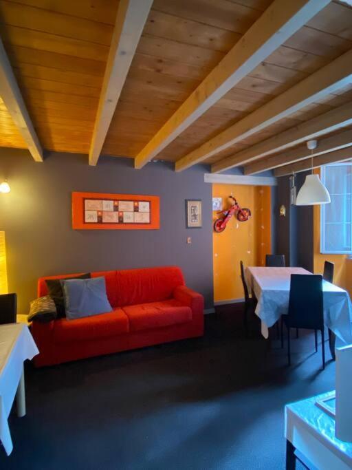 Appartamento Rainbow House Intra Esterno foto